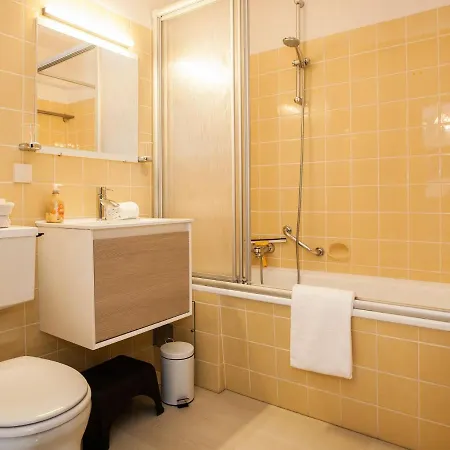 Modern Flat In With Balcony And A Great View Of The Bike Park דירה